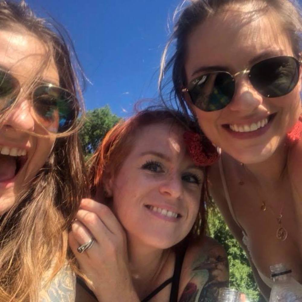 Meet your Posher, Kayla